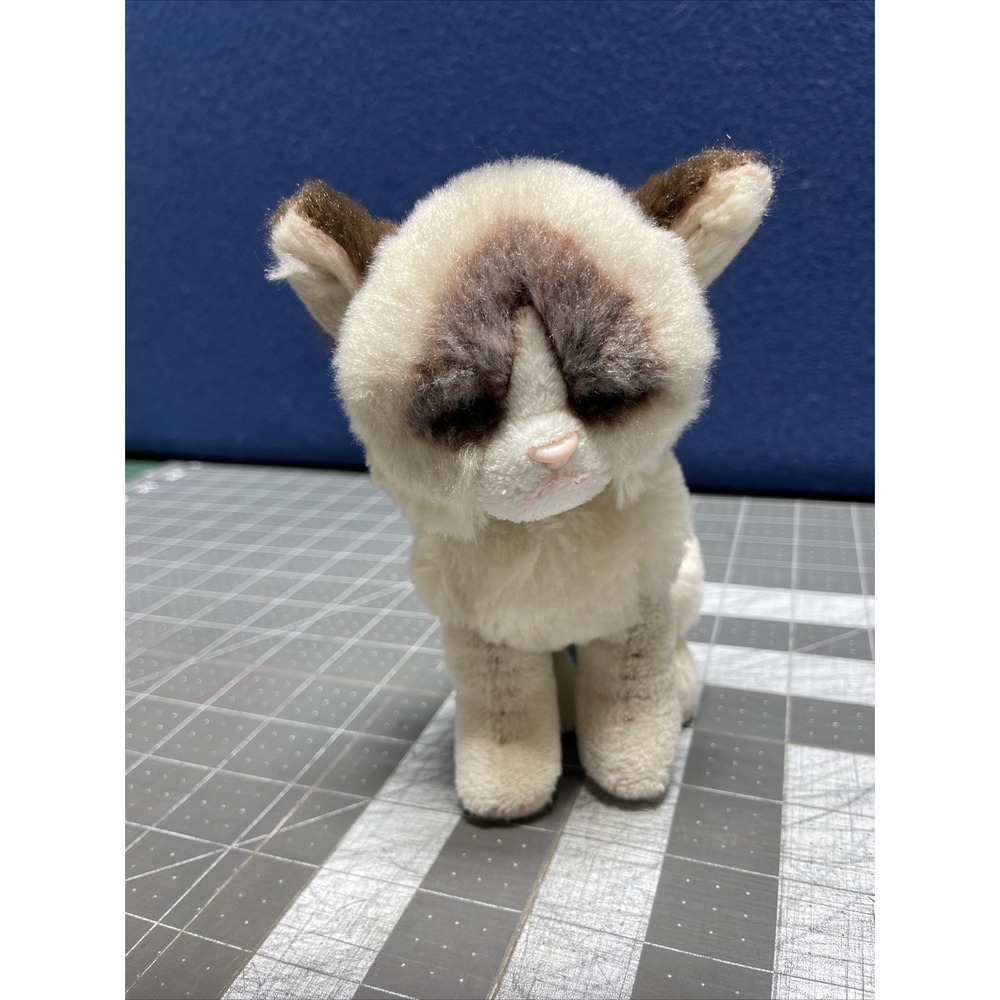 Gund Grumpy Cat Plush Tan‎ Brown Blue Eyes #4046082 Stuffed Animal 6" Siamese